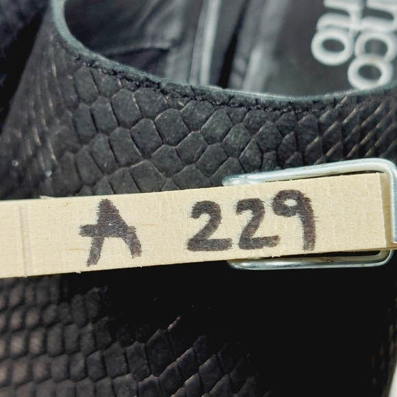 Franco Sarto Sonia Pointed Toe Leather Snakeskin Embossed Block Heel Mules A229 - Picture 13 of 13